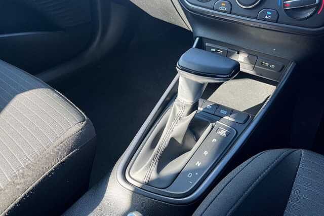 Hyundai I20 1.0 T Gdi Mhev Se Connect Hatchback 5dr Petrol Hybrid Dct Euro 6 (s/s) (100 Ps) Mangrove Green