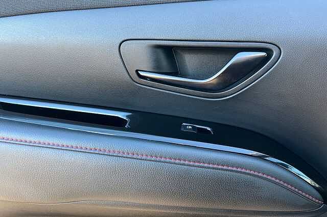 Hyundai TUCSON 1.6 H T Gdi N Line Suv 5dr Petrol Hybrid Auto Euro 6 (s/s) (230 Ps) Atlas White