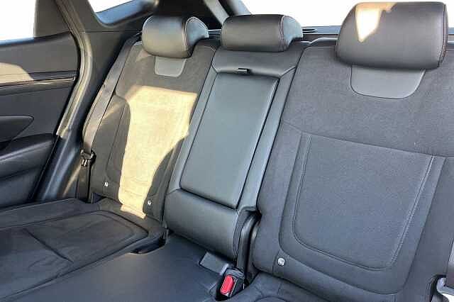 Hyundai TUCSON 1.6 H T Gdi N Line Suv 5dr Petrol Hybrid Auto Euro 6 (s/s) (230 Ps) Atlas White