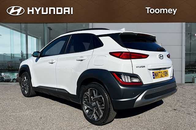 Hyundai KONA 1.6 H Gdi Ultimate Suv 5dr Petrol Hybrid Dct Euro 6 (s/s) (141 Ps) Atlas White
