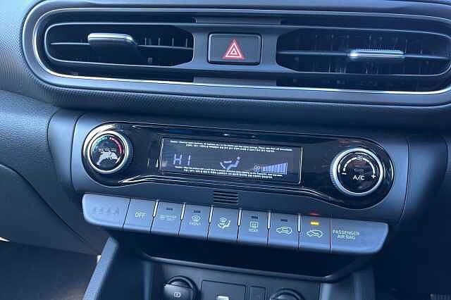 Hyundai Kona 1.6 H Gdi Premium Suv 5dr Petrol Hybrid Dct Euro 6 (s/s) (141 Ps)