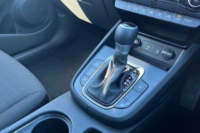 Hyundai Kona 1.6 H Gdi Premium Suv 5dr Petrol Hybrid Dct Euro 6 (s/s) (141 Ps)