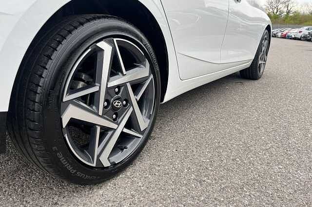 Hyundai I20 1.0 T Gdi Ultimate Hatchback 5dr Petrol Dct Euro 6 (s/s) (100 Ps) Atlas White