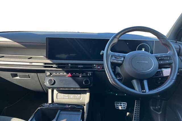 Hyundai TUCSON 1.6 T Gdi N Line S Suv 5dr Petrol Hybrid Auto Euro 6 (s/s) (215 Ps) Serenity White