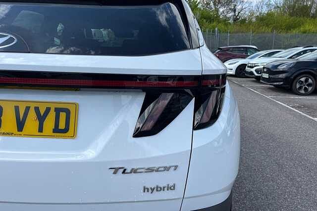 Hyundai TUCSON 1.6 H T Gdi Ultimate Suv 5dr Petrol Hybrid Auto Euro 6 (s/s) (230 Ps) Serenity White