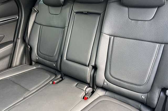 Hyundai TUCSON 1.6 H T Gdi Ultimate Suv 5dr Petrol Hybrid Auto Euro 6 (s/s) (230 Ps) Serenity White