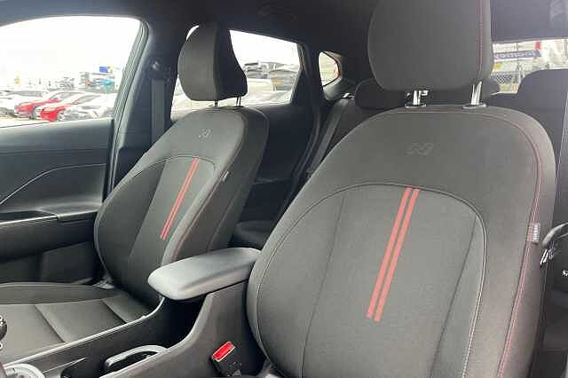 Hyundai KONA 1.6 T Gdi N Line Suv 5dr Petrol Manual Euro 6 (s/s) (138 Ps) Abyss Black