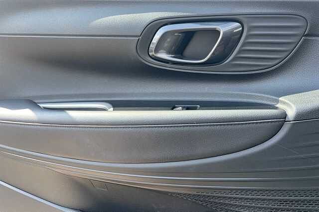 Hyundai I20 1.0 T Gdi Ultimate Hatchback 5dr Petrol Dct Euro 6 (s/s) (100 Ps) Mangrove Green