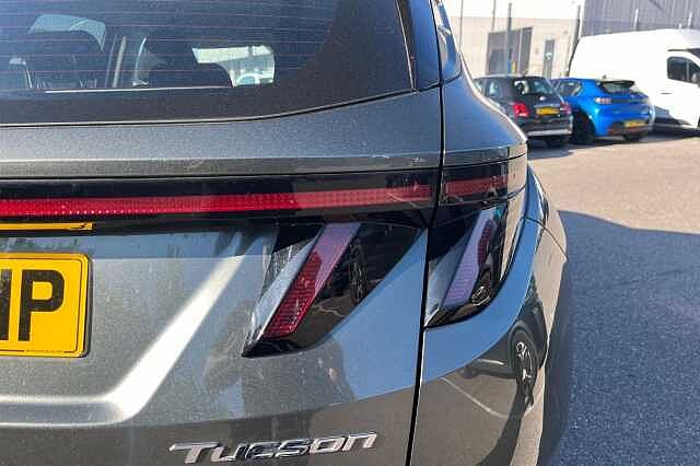 Hyundai TUCSON 1.6 H T Gdi Se Connect Suv 5dr Petrol Hybrid Auto Euro 6 (s/s) (230 Ps) Amazon Grey