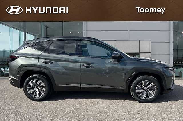 Hyundai TUCSON 1.6 H T Gdi Se Connect Suv 5dr Petrol Hybrid Auto Euro 6 (s/s) (230 Ps) Amazon Grey