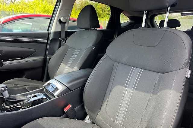 Hyundai TUCSON 1.6 T Gdi Mhev Premium Suv 5dr Petrol Hybrid Dct Euro 6 (s/s) (150 Ps) Phantom Black