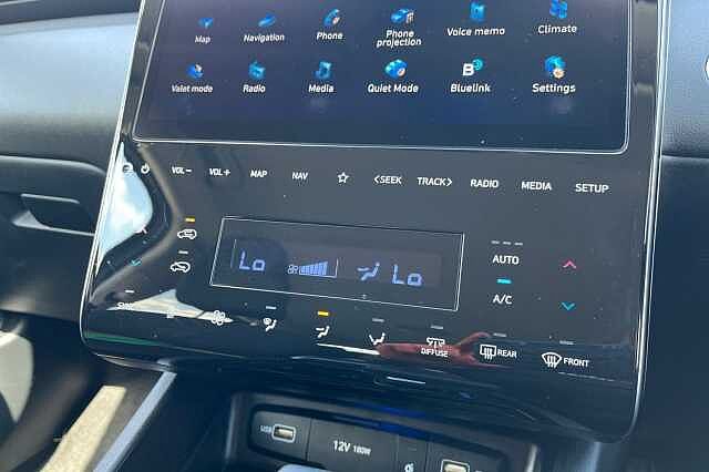 Hyundai TUCSON 1.6 T Gdi Mhev Premium Suv 5dr Petrol Hybrid Dct Euro 6 (s/s) (150 Ps) Phantom Black