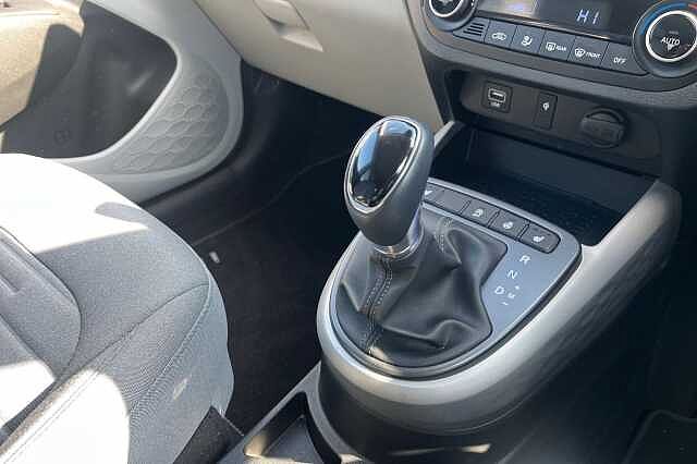 Hyundai I10 1.2 Premium Hatchback 5dr Petrol Auto Euro 6 (s/s) (84 Ps)