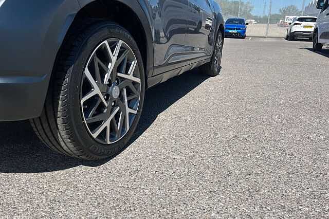 Hyundai Kona 1.6 H Gdi Premium Suv 5dr Petrol Hybrid Dct Euro 6 (s/s) (141 Ps)
