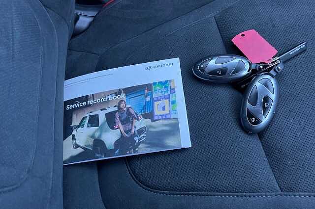 Hyundai TUCSON 1.6 T Gdi 13.8kwh N Line S Suv 5dr Petrol Plug In Hybrid Auto Euro 6 (s/s) (253 Shimmering Silver