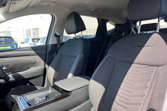 Hyundai TUCSON 1.6 T Gdi 13.8kwh Premium Suv 5dr Petrol Plug In Hybrid Auto 4wd Euro 6 (s/s) (2 Blue