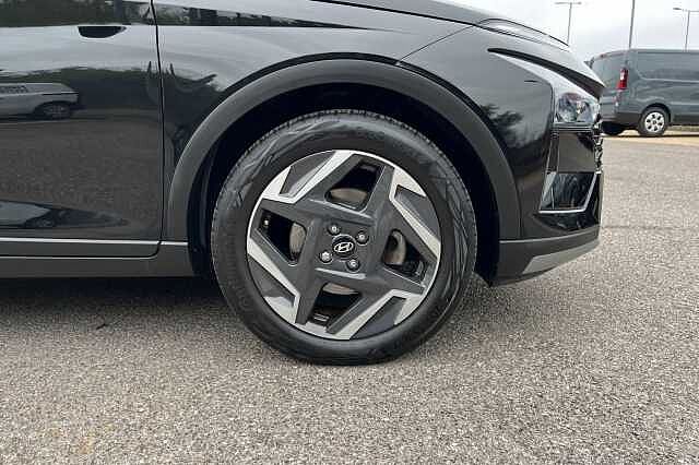 Hyundai BAYON 1.0 T Gdi Premium Suv 5dr Petrol Dct Euro 6 (s/s) (100 Ps) Phantom Black