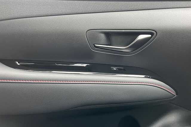 Hyundai TUCSON 1.6 T Gdi N Line S Suv 5dr Petrol Hybrid Auto Euro 6 (s/s) (215 Ps) Abyss Black