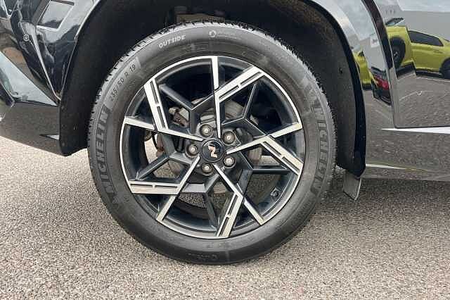 Hyundai TUCSON 1.6 T Gdi N Line S Suv 5dr Petrol Hybrid Auto Euro 6 (s/s) (215 Ps) Abyss Black
