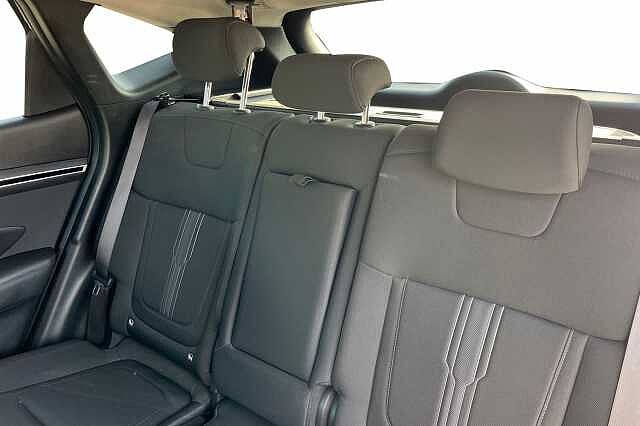 Hyundai Tucson 1.6 H T Gdi Premium Suv 5dr Petrol Hybrid Auto Euro 6 (s/s) (230 Ps)