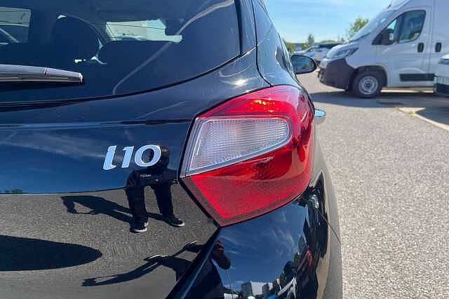 Hyundai I10 1.2 Premium Hatchback 5dr Petrol Auto Euro 6 (s/s) (79 Ps) Phantom Black