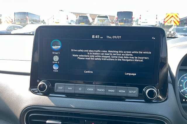 Hyundai KONA 1.6 H Gdi Premium Suv 5dr Petrol Hybrid Dct Euro 6 (s/s) (141 Ps) White