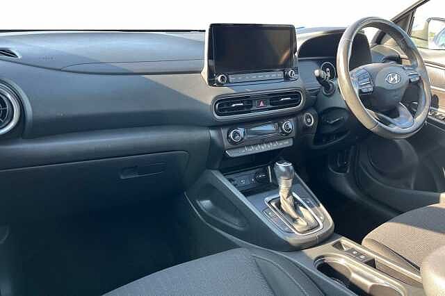 Hyundai KONA 1.6 H Gdi Premium Suv 5dr Petrol Hybrid Dct Euro 6 (s/s) (141 Ps) White