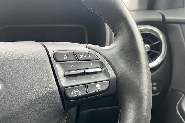 Hyundai KONA 1.6 H Gdi Ultimate Suv 5dr Petrol Hybrid Dct Euro 6 (s/s) (141 Ps) Ecotronic Grey