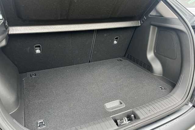 Hyundai KONA 1.6 H Gdi Ultimate Suv 5dr Petrol Hybrid Dct Euro 6 (s/s) (141 Ps) Ecotronic Grey