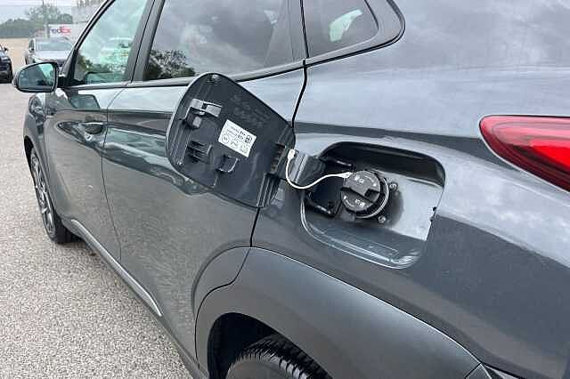 Hyundai KONA 1.6 H Gdi Ultimate Suv 5dr Petrol Hybrid Dct Euro 6 (s/s) (141 Ps) Ecotronic Grey