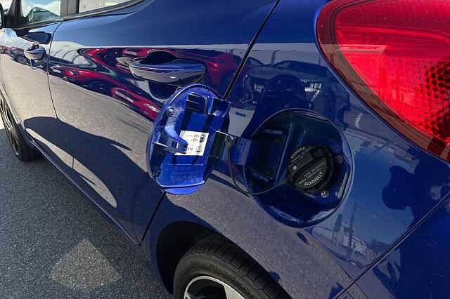 Hyundai I10 1.0 Premium Hatchback 5dr Petrol Auto Euro 6 (s/s) (67 Ps) Intense Blue