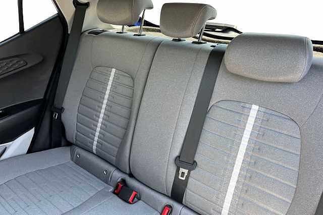 Hyundai I10 1.0 Premium Hatchback 5dr Petrol Auto Euro 6 (s/s) (67 Ps) Intense Blue
