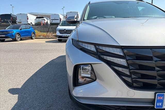 Hyundai Tucson 1.6 H T Gdi Se Connect Suv 5dr Petrol Hybrid Auto Euro 6 (s/s) (230 Ps)