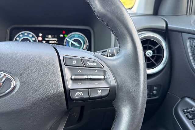 Hyundai Kona 1.6 H Gdi Premium Suv 5dr Petrol Hybrid Dct Euro 6 (s/s) (141 Ps)
