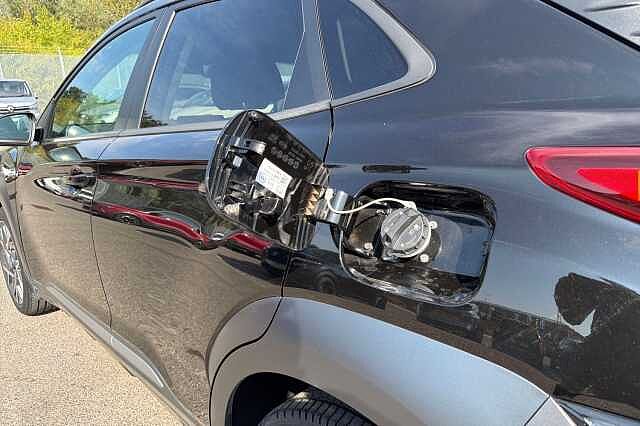Hyundai Kona 1.6 H Gdi Premium Suv 5dr Petrol Hybrid Dct Euro 6 (s/s) (141 Ps)