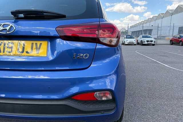 Hyundai I20 1.2 Se Launch Edition Hatchback 5dr Petrol Manual Euro 6 (s/s) (84 Ps)
