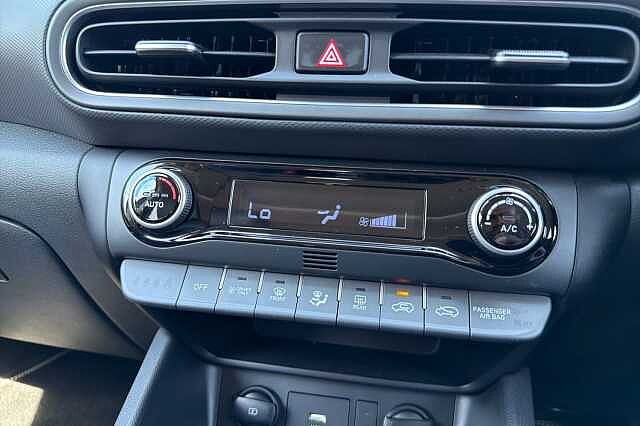Hyundai Kona 1.6 H Gdi Ultimate Suv 5dr Petrol Hybrid Dct Euro 6 (s/s) (141 Ps)