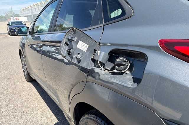 Hyundai Kona 1.6 H Gdi Ultimate Suv 5dr Petrol Hybrid Dct Euro 6 (s/s) (141 Ps)