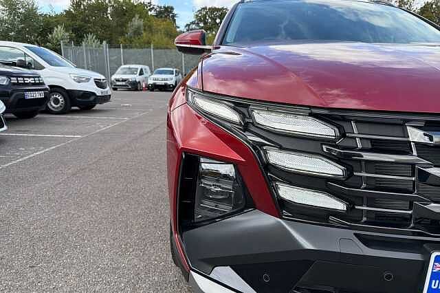 Hyundai TUCSON 1.6t Ultimate Suv 5dr Petrol Hybrid Auto Euro 6 (s/s) (239 Ps) Ultimate Red