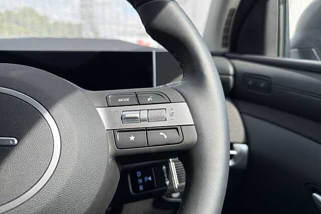 Hyundai TUCSON 1.6t Ultimate Suv 5dr Petrol Hybrid Auto Euro 6 (s/s) (239 Ps) Ultimate Red