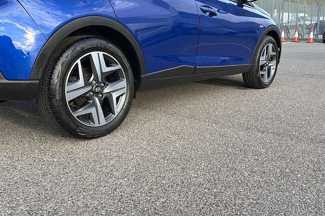 Hyundai Bayon 1.0 T Gdi Mhev Premium Suv 5dr Petrol Hybrid Dct Euro 6 (s/s) (100 Ps)
