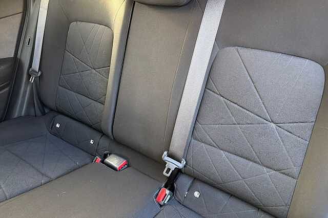 Hyundai Bayon 1.0 T Gdi Mhev Premium Suv 5dr Petrol Hybrid Dct Euro 6 (s/s) (100 Ps)