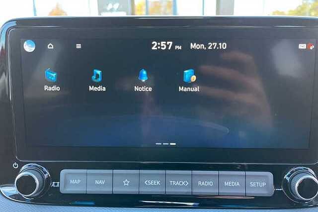 Hyundai KONA 1.6 GDI HYBRID PREMIUM 5DR DCT Red