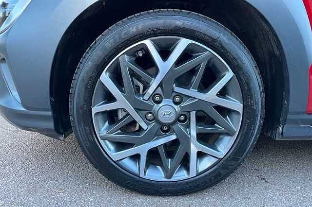 Hyundai KONA 1.6 GDI HYBRID PREMIUM 5DR DCT Red