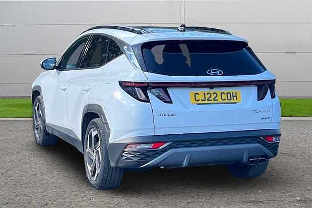 Hyundai TUCSON 1.6 TGDI PLUG-IN HYBRID ULTIMATE 5DR 4WD AUTO White