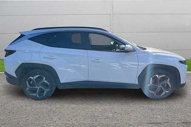 Hyundai TUCSON 1.6 TGDI PLUG-IN HYBRID ULTIMATE 5DR 4WD AUTO White
