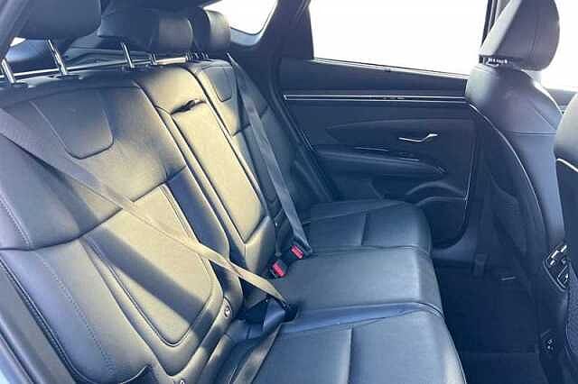 Hyundai TUCSON 1.6 TGDI PLUG-IN HYBRID ULTIMATE 5DR 4WD AUTO White