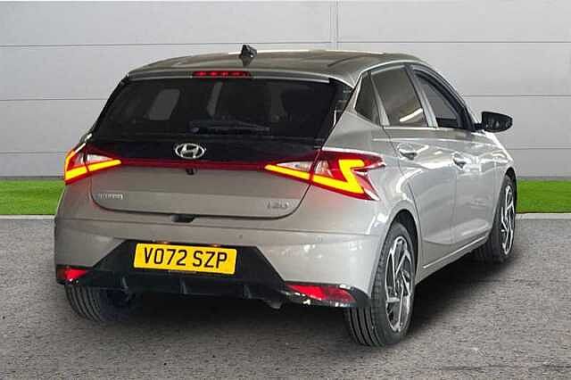 Hyundai i20 1.0T GDI 48V MHD PREMIUM 5DR DCT