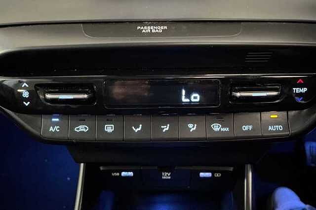 Hyundai i20 1.0T GDI 48V MHD PREMIUM 5DR DCT