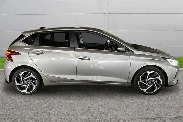 Hyundai i20 1.0T GDI 48V MHD PREMIUM 5DR DCT